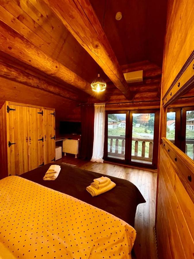 Chalet Du Lac Colibita Exterior photo